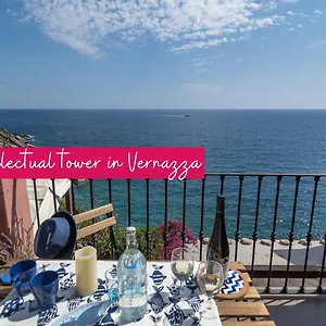 Refilea Sea View Tower Vernazza